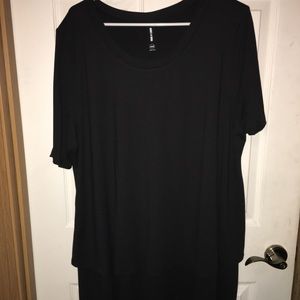 Super soft black top!